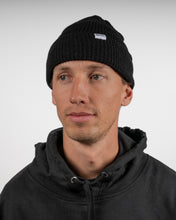 Load image into Gallery viewer, Waffle Beanie Black
